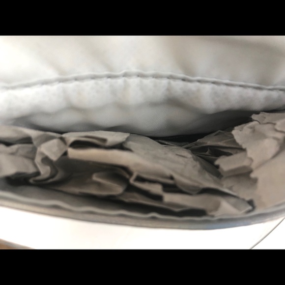 Wild Fable | Cellphone Iridescent Handbag - Picture 8 of 8